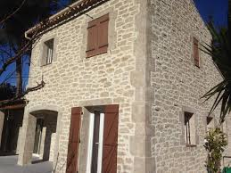 Epingle Sur Pierre Enduit
