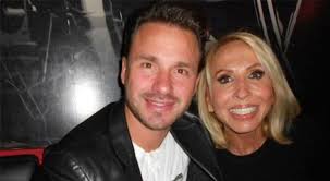 Dura crítica: “Cristian Suárez calza y viste gracias a Laura Bozzo”