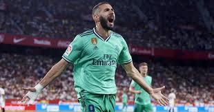 Les plus beaux buts de benzema à lyon commentés par grégoire margotton et thierry gilardi. Real Madrid Benzema Is Karim Of The Crop After Renaissance Karim Benzema Proving He Is The Best Real Madrid Player 20 Real Madrid Players Match Attax Ronaldo
