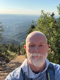 Hiking the Manitou Incline experience