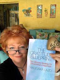 Can 5 minutes of GRATITUDE a day be enough to transform your life? There is  only one way to find out. Join me