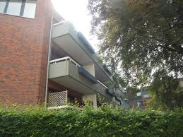 65 m² große wohnung befindet sich im ersten obergeschoss eines sieben parteien mehrfamilienhauses. 2 Zimmer Wohnung Zu Vermieten Am Rosenplatz 5 21465 Reinbek Stormarn Kreis Mapio Net