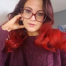 Alina Holt's Instagram, Twitter & Facebook