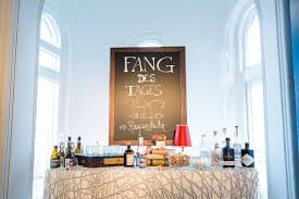 Hochzeit offen bar zeichen offen bar hochzeitsschild hochzeit beschilderung alkohol bar beschilderung (stilvoll) (rahmen nicht enthalten) wzf8bar. 6 Alternativen Zur Candybar Weddix