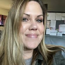 1. Inspiring words to live by 2. I have something fun to share with you  tomorrow! WATCH THIS SPACE 3. Have y'all tried these yet? Handcrafted by  the gods, I swear 🤤