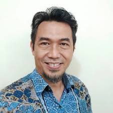 This is a must listen for Christians who adore Zionists. BTW- the Hinduvata  lovers of Israel must also look into how TALMUD without any ambiguity  orders its followers to kill all idolotars