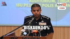 Bukan sekadar semak saman sahaja malah anda juga boleh membuat pembayaran online juga? Diskaun 50 Peratus Saman Trafik Bermula 15 Disember Di Johor Video Dailymotion