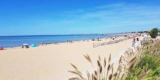 La rochelle bed and breakfast. Chatelaillon Plage Wikipedia