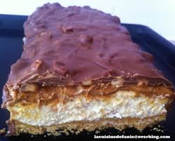 Tiramisu Caramel Cacahuetes Et Chocolat Facon Snickers Recette Tiramisu Caramel Tiramisu Recette Recette Dessert