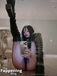 Cinnannoe Nude Leaks | TheFappening