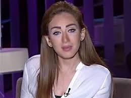 #صبايا_الخير | شاهد لحظة هجوم خلية نحل على #ريهام_سعيد. Ø£ÙÙ ØªØ¹ÙÙÙ ÙÙ Ø±ÙÙØ§Ù Ø³Ø¹ÙØ¯ Ø¨Ø¹Ø¯ Ø¹ÙØ¯ØªÙØ§ ÙØ´Ø§Ø´Ø© Ø§ÙÙÙØ§Ø± ÙØµØ±Ø§ÙÙ