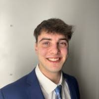 Kyle Rosa's Instagram, Twitter & Facebook