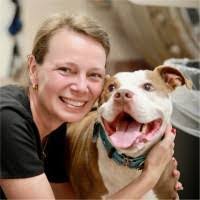 Wendy Troost's Instagram, Twitter & Facebook