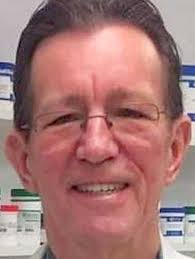 Longtime Jackson pharmacist retires