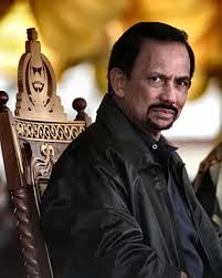 Jun 10, 2021 · as far as valued customers go, from bentley's perspective there has never been any more cherished than the sultan of brunei. Pleitegeier Platzproblem Sultan Von Brunei Lasst Teile Seines Exklusiven Fuhrparks Versteigern Magazin