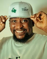 𝘖𝘭𝘶𝘸𝘢𝘵𝘰𝘣𝘪 𝘖𝘭𝘢𝘳𝘪𝘯𝘥𝘦 (@oluwatobiloba04) · Instagram 照片和视频