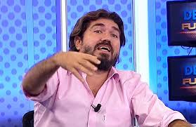 Rasim ozan kütahyalı bunun üzerine twitter'dan, bakın twitter'dan, açıktan şu mesajı gönderiyor. Rasim Ozan Kutahyali Hakkinda Zorla Getirme Karari Diken