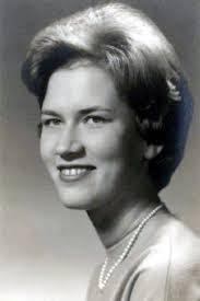 Amy Gemmill's Instagram, Twitter & Facebook