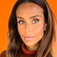 Sandra Turek's Instagram, Twitter & Facebook