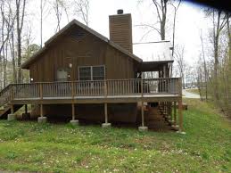 Occoneechee mountain state natural area experiences very high vistation on the weekends and the parking lot can fill up early. Cabin Picture Of Occoneechee State Park Clarksville Tripadvisor