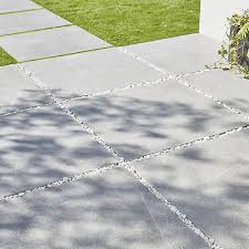 We have selected outdoor and indoor wall and floor tiles that suit this aesthetic.ideal for kitchens, courtyards, bathrooms, living rooms and offices. Piazentina Grey Matt Stone Effect Porcelain Outdoor Floor Tile Pack Of 2 L 597mm W 597mm Tradepoint
