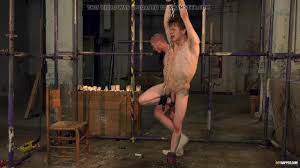 BDSMアナルセックスと目隠し拘束イケメンとのフェラ