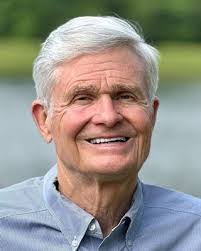 Wallace Davis's Instagram, Twitter & Facebook