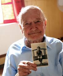 Linking Lifetimes- Praze an Beeble