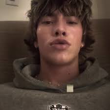 How Old Is Chan Mort