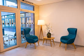 Verspätungen der buslinien an der haltestelle werden derzeit aus rechtlichen gründen leider nicht. Samariterstiftung Samariterstift Neuhausen