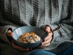 In plus, inlocuieste cu succes painea si merge de minune atat cu lactate, cu oua, dar si cu fripturi. Calorii MÄƒmÄƒligÄƒ Cate Are O PorÈ›ie Cum SÄƒ O MÄƒnanci Zesty Ro