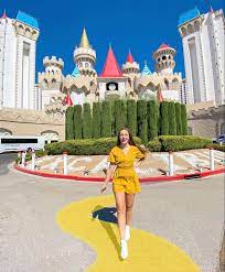 Best Places To Get Photos At The Excalibur Las Vegas Las Vegas Photos Excalibur Hotel Excalibur Hotel Casino