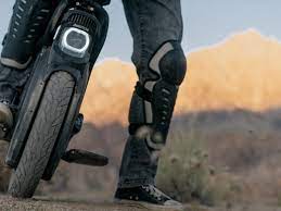 The first ever electric unicycle. Inmotion V11 Electric Unicycle Can Reach A Speed Of 34 Miles Per Hour For A Lot Of Fun Gadget Flow