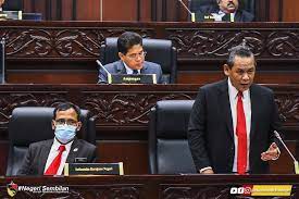 The malaysian state of negeri sembilan means 'nine states'. Negeri Sembilan Government Official Portal Negeri Sembilan Government Official Portal