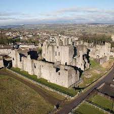 This now forms the major route between the city centre and the south, and the crossing point is near st aldate's over folly bridge.2 it is possible however. History Of Middleham Castle English Heritage
