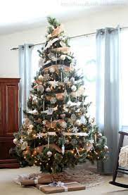 The Best Decorated Christmas Trees To Inspire And Make You Merry Glam Christmas Tree Rustic Christmas Tree Christmas Decorations Rustic Tree