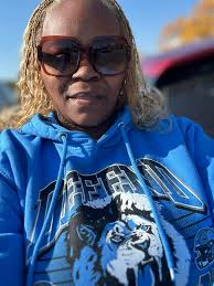 Forever a D Girl!!! 🦁💙🖤🏈