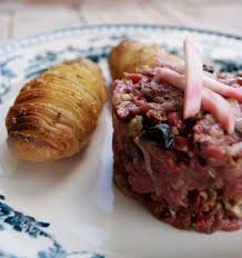 Tartare De Boeuf A L Italienne Pommes De Terres Suedoises Meg Cook Pomme De Terre Suedoise Recettes De Cuisine Tartare De Boeuf