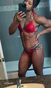 Bianca Belair Nude and Sexy Photo Collection - Fappenist