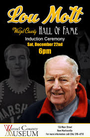 Lou Mott's Instagram, Twitter & Facebook