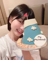 今天人生經驗值要上升至24%嚕🎂 嘿嘿想要呢d靚靚蛋糕好耐謝謝你給的所有驚喜(雖然全部都比我識破晒但都謝謝你💞)  有你有脾就係人生中最美好的生日❤️ #