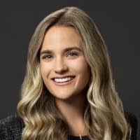 Kristen Munson's Instagram, Twitter & Facebook