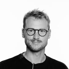 I dag flyttede vi ind på vores nye kontor i Spinderihallerne 😃 Vi har…