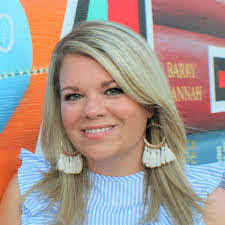 Angela Virden's Instagram, Twitter & Facebook