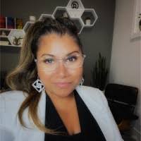 Naquiyah Ronich (Cash)