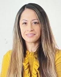 Angela Hunsicker's Instagram, Twitter & Facebook