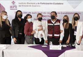 Félix salgado macedonio aparece como rara avis, como excepción ante un panorama saturado de grisura y mediocridad. Las Mujeres Motor De La 4t Dice Felix Al Solicitar Registro Como Candidato El Sur Acapulco Suracapulco I Noticias Acapulco Guerrero