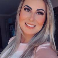 40+ perfis com “Etiane”