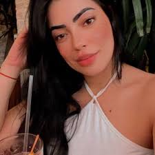 Jacqueline Borges (@jacqueborges_)