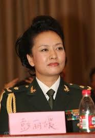 Peng Liyuan, anche la Cina ha la sua Carla Bruni